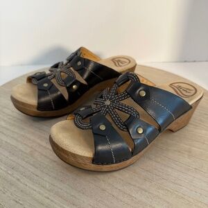 Dansko Women’s Leather Slide Sandals Black Clogs Wooden Heel EU 36 US 6